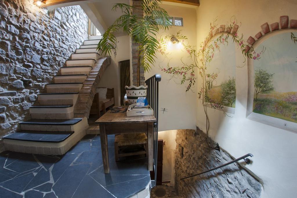 B&B Il Libro Verde Dolceacqua Exterior photo