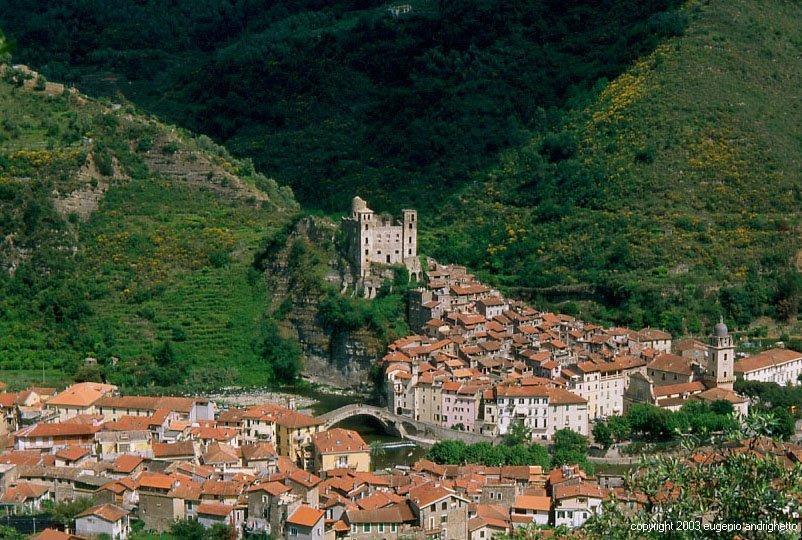 B&B Il Libro Verde Dolceacqua Exterior photo