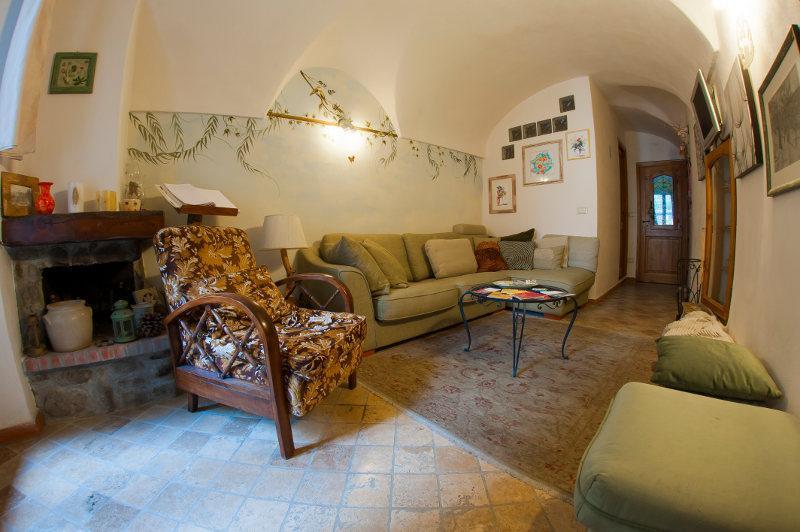 B&B Il Libro Verde Dolceacqua Exterior photo