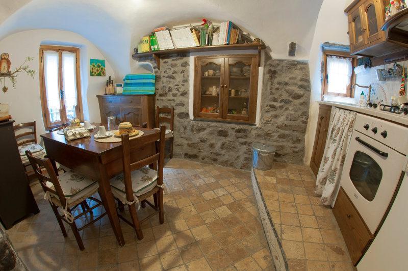 B&B Il Libro Verde Dolceacqua Exterior photo